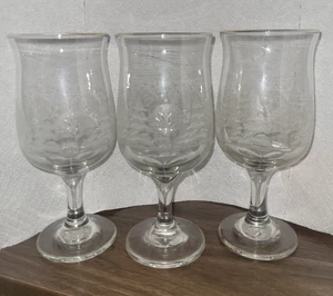 Set 3 bicchieri da vino natalizi Libbey Arby’s alberi scena invernale smerigliata - Foto 1 di 6