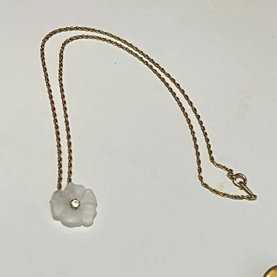 White Flower Rhinestone Gold Necklace 8” Length Floral Dainty Minimal - Image 1 of 4