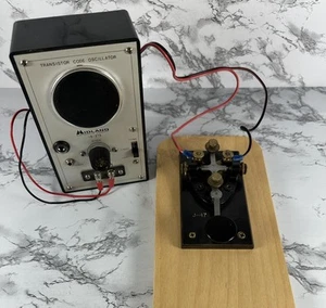 Vintage Ham CB Military Communication Morse Code Key J-47 w/Code Oscillator - Zdjęcie 1 z 10