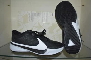 Zapatos de baloncesto Nike Zoom Freak 5 Team negros/negros DZ2946 001 NUEVOS EN CAJA - Imagen 1 de 3
