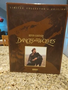 Dances With Wolves Collector Edition 1993 Video Tapes Booklet and Photos - Picture 1 of 4