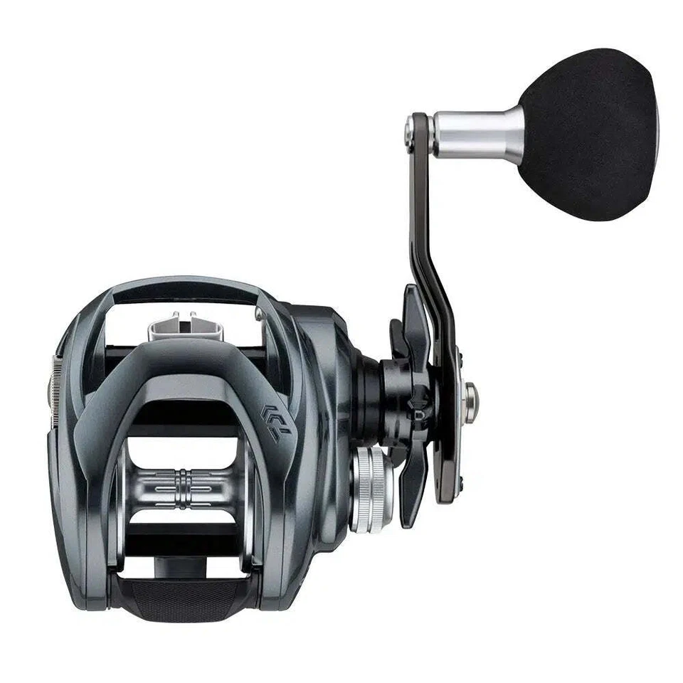 Daiwa 21 Lexa TW Baitcast Reel Fishing - Image 1 of 1