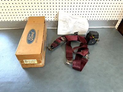 Conjunto de cinturón y hebilla roja delantera Ford OEM NOS E9DZ-54613B84-EE 1989 Taurus Foto 1 de 4