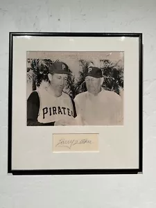 HARRY WALKER BASEBALL COLLECTABLE CUT SIGNATURE Pittsburgh Pirates Framed - Picture 1 of 3