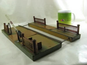 Märklin paso a nivel chapa ajustable hacia 1930 aprox.L35cm B24cm H7cm (44) - Imagen 1 de 5