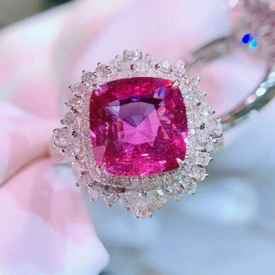 Anillo de compromiso de diamantes con halo de zafiro rosa simulado de 3 quilates enchapado en oro blanco de 14 quilates Foto 1 de 4