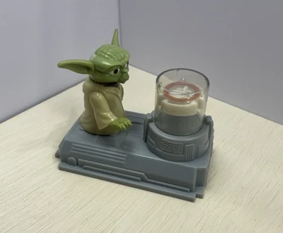 2011 Jedi Master Yoda Levitator 4" McDonald's Action Figure #3 Star Clone Wars - Image 1 of 2