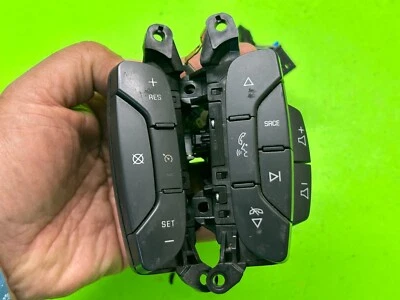 Interruptor de control de crucero radio audio Chevrolet Tahoe 2008-2013 OEM Foto 1 de 4