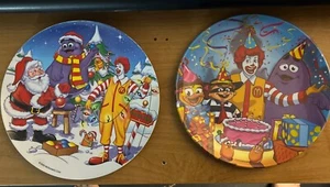 Vintage McDonalds 2000 Xmas 🎄& 2010 Birthday 🎁 Plastic Plates New - Picture 1 of 5
