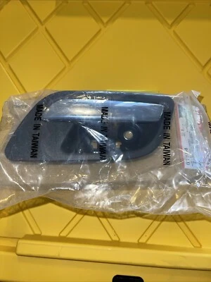 Manija de puerta interior Dorman 81184 Cadillac Escalade Foto 1 de 3