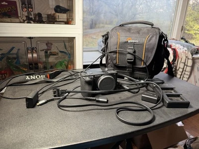 Sony Alpha A6500 ILCE-6500 Mirrorless Digital Camera Shots 3253 Excellent + kit - Image 1 of 4