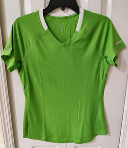 Nike Dri-Fit Green Short Sleeve V-Neck Polyester Women's Shirt NWT Size Medium - Picture 1 of 5