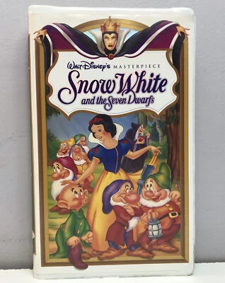 Snow White & the Seven Dwarfs VHS Disney Video Tape Masterpiece VTG Clamshell - Image 1 of 4