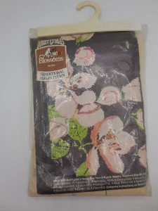 Vintage Aunt Lydia's Punch Needle Traditional Rug Pattern #502 Apple Blossoms - Picture 1 of 7