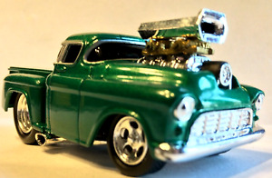 MUSCLE MACHINES 1955 CHEVY PICKUP TRUCK  1/64  55 CHEVROLET - GREEN