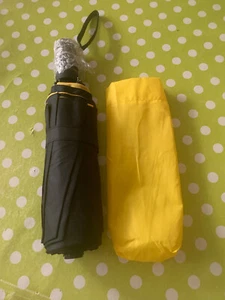 Stabiler Robuster Automatik Taschenschirm mit UV-Schutz Schwarz- Gelb NEU  OVP - Bild 1 von 2