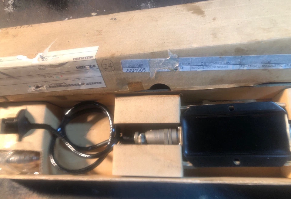 Sensor amplificador magnético Fanuc CNC Macomb defectuoso A57L0010037 FSH1378C G3D Foto 1 de 4