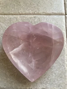 Rose Quartz Heart Shaped Bowl - Picture 1 of 6