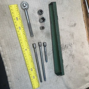 S-K Tools Lot Of 8 Used #40970 1/4" Drive Ratchet 4-1/2"Long Knurled + Case - Foto 1 di 10