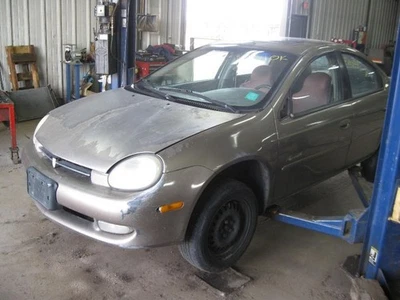 Luz de estacionamiento/esquina del conductor montada para parachoques antiniebla se adapta a 01-02 NEON 131023 Foto 1 de 4