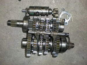 2000 Triumph 955i 955 i RS Complete Transmission with Shift Forks and Shift Drum - Imagen 1 de 1