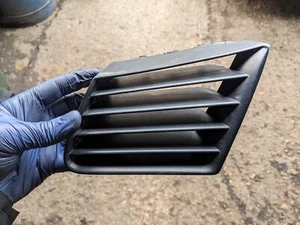 SEAT IBIZA 2008 STOßSTANGE VORNE LINKS OBEN GRILL 6L0853677 - Bild 1 von 3