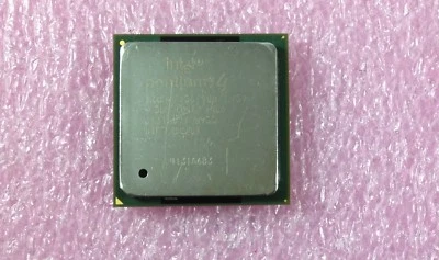 INTEL PENTIUM 4 P4 – 1.6GHz CPU SOCKET 478 – SL5UW – 256Kb CACHE 400MHz BUS CPU - Image 1 of 2