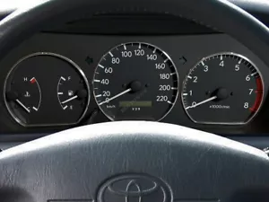 Adatto a: Anelli tachimetro in alluminio lucido Toyota Camry XV20 1996-2001 x3 - Foto 1 di 7