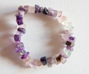 BRACCIALETTO VIOLA (FLUORITE NATURALE) - Foto 1 di 1