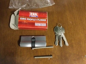 ERA Euro replacement cylinder 70mm 3 keys - Picture 1 of 3