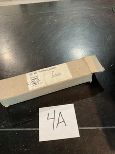 General Electric EB25B12 Terminal Block 30A 600V 12P - Picture 1 of 2