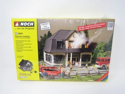 Noch HO 66507 Burning Brothel Lighted LED Fire Effect Sound Figures Limited Ed. - Image 1 of 4