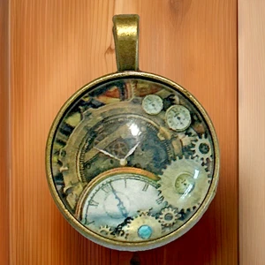 Cabochon Pendant ~ Steam Punk ~ Clock ~ Gears ~ Bronze-Tone ~ 18" Chain - Picture 1 of 4