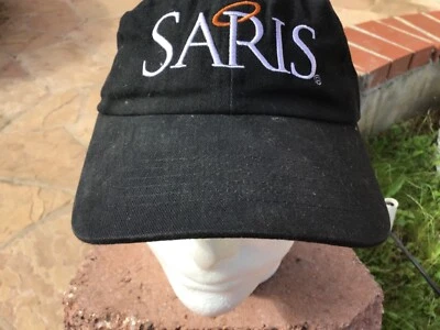 Boné de ciclismo SARIS (estilo beisebol) chapéu unissex preto SARIS com faixa ajustável novo em folha - Imagem 1 de 4