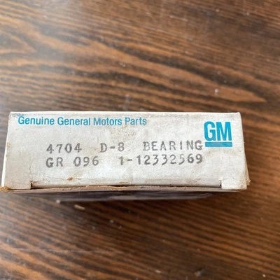 GENUINE GM NOS MAIN BEARING Part # 12332569 - Image 1 of 4