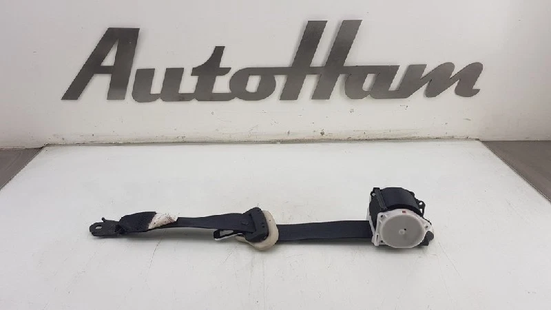 SEAT BELT REAR MIDDLE Nissan Micra (K13) Hatchback 1.2 12V (HR12DE) 2012 Foto 1 de 1