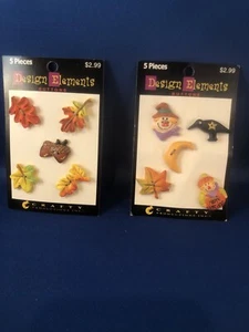 2 Sets of 5 Each Plastic Fall Halloween Buttons Leaf Scarecrow Etc Original Card - Picture 1 of 5