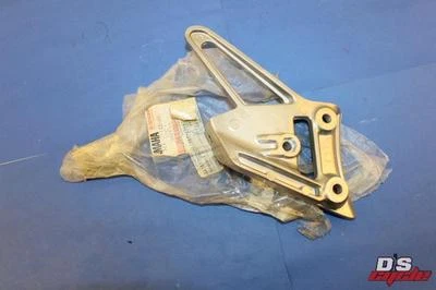NOS YAMAHA 1987 SRX250 T TC FOOTREST BRACKET 2 PART# 51Y-27442-00-00 - Image 1 of 4