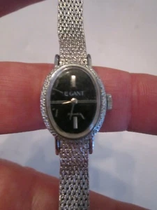 VINTAGE LADIES' LE GANT WIND UP WATCH - 17 JEWEL - FITS UP TO 7 1/2"   BBA20 - Picture 1 of 6