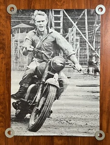 Vintage 1967 Steve McQueen Poster The Great Escape Motorcycle 41.5” X 29 1/4” - Picture 1 of 9