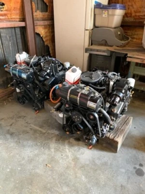 MERCRUISER 350 MAGS WITH TRANSMISSIONS - Image 1 of 4