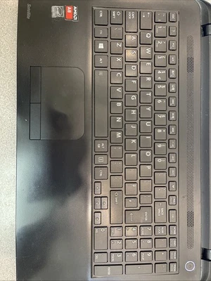 Toshiba Satellite C50 And A8 1tb Hdd Touch Screen 8gb Windows 11 Faulty Screen - Image 1 of 4