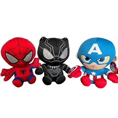 Peluche Marvel Avengers Black Panther, Capitán América y Spiderman Foto 1 de 4