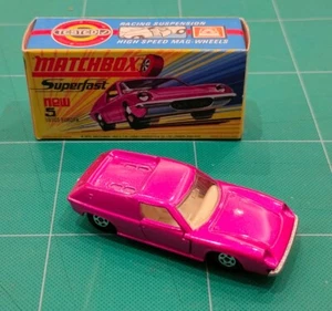 Matchbox 1 - 75 Series Lesney Superfast No5 LOTUS EUROPA 1969 Pink BOXED MINT - Picture 1 of 2