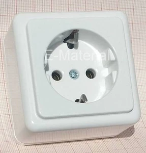 Steckdose 1-fach Aufputz mit Bodenplatte Arktisweiss AP 16A / 230V # 1018.0200.0 - Bild 1 von 7