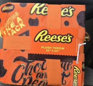 HERSHEY’S REESE’S Candy Plush Throw Blanket 50” X 60” Orange Licensed NWT - Picture 1 of 3
