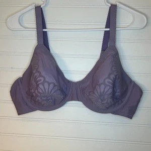 Sujetador con aros Bali Beauty Natural Lift #6563 talla 40B lavanda copa suave - Imagen 1 de 6