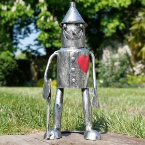 Standing Tin Man Garden Ornament Metal Wizard of Oz Figure Outdoor Decor Statue - Picture 1 of 4