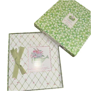 Susan Branch 10x12” Memory Album Scrapbook 20 sheets-pp/40 pages -NIB NEW W/box - Picture 1 of 6