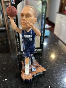 Dirk Nowitzki rare action bobblehead Dallas Mavericks Foco - Picture 1 of 7